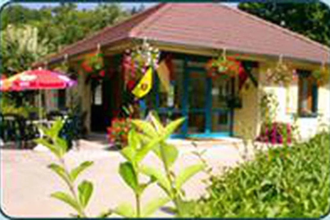 domaine-des-gabelous-salins-les-bains-dwwte