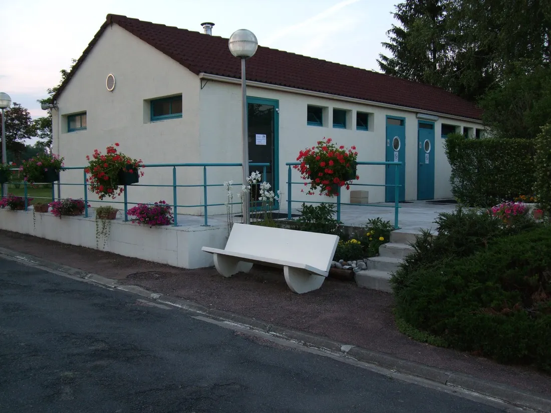 municipal-les-chanternes-pougues-les-eaux-u9aci