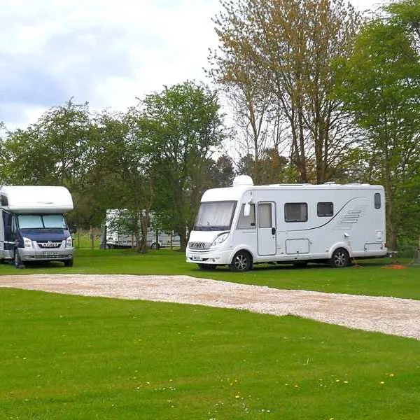midsummer-caravan-and-camping-malton-isops