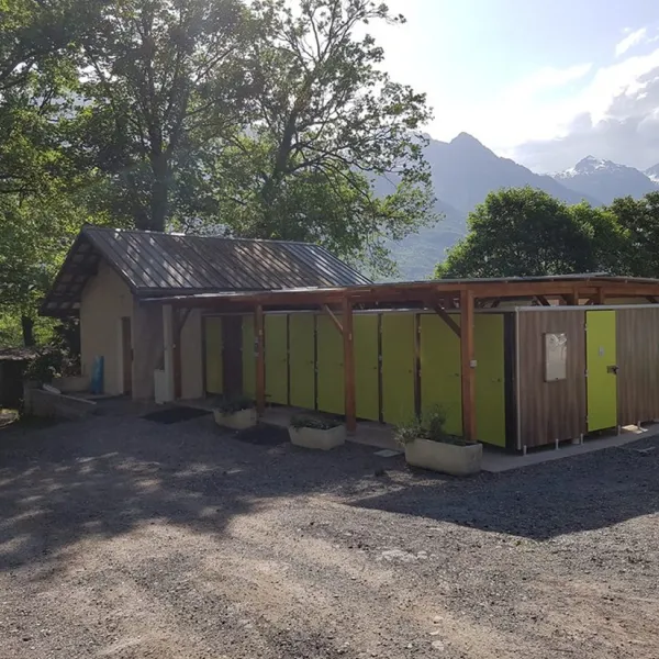 le-bois-joli-st-martin-sur-la-chambre-w3yjm
