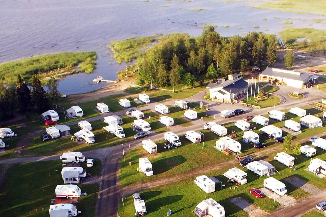 sf-caravan-lohenpyrsto-pattijoki-v1d1p