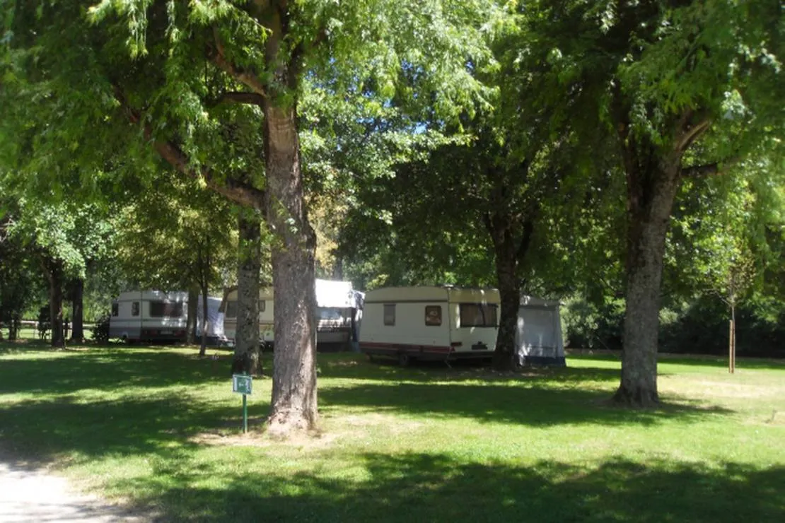 camping-municipal-dautrey-le-vay-villersexel-eolfm