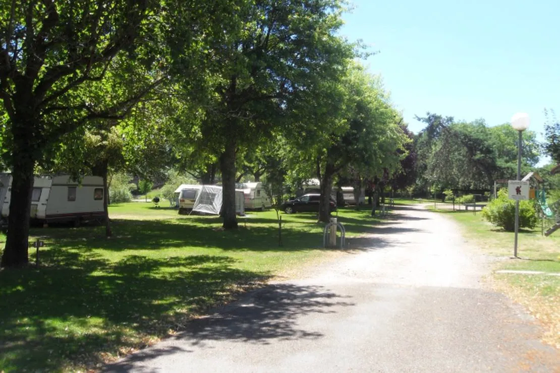 camping-municipal-dautrey-le-vay-villersexel-xogdw