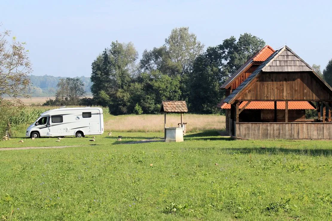 campingplatz-zelen-gaj-lonja-ovlop