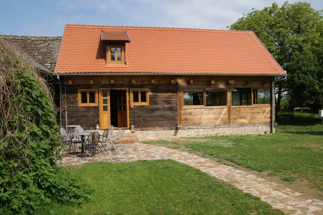 campingplatz-zelen-gaj-lonja-wrfka