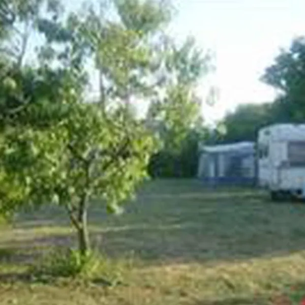 camping-a-la-ferme-le-gue-chavaigne-hp9zr