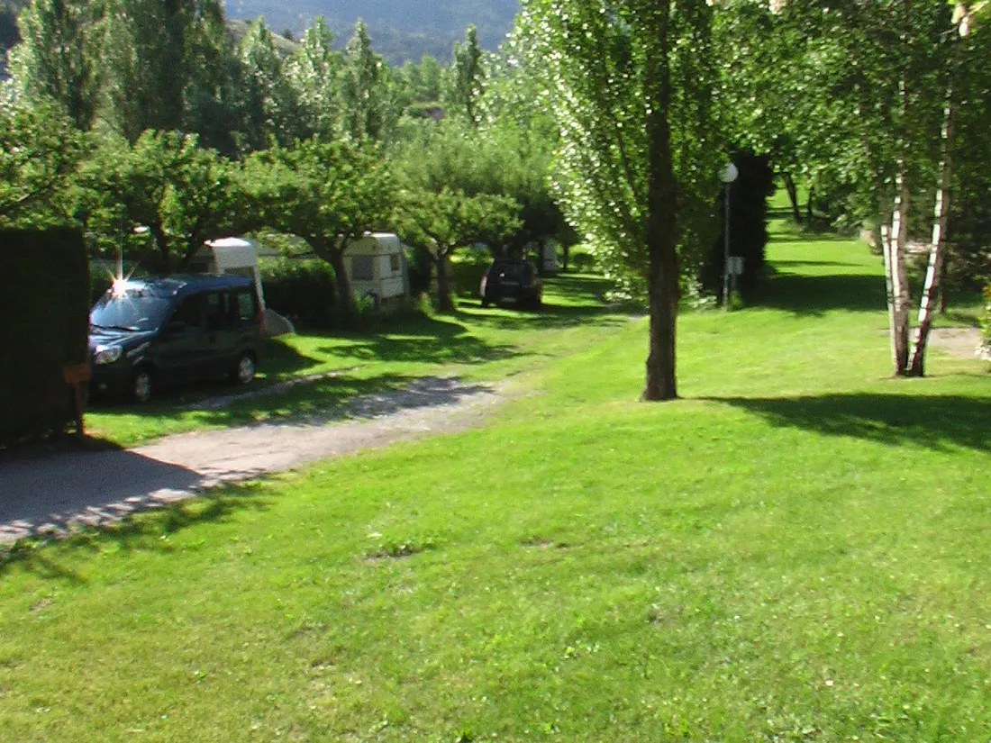 le-verger-la-roche-de-rame-skhne
