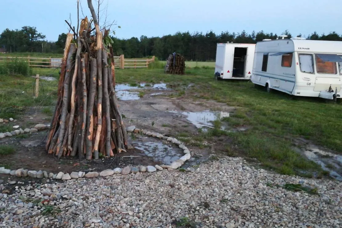 traffic-camping-lintesti-r0ctp