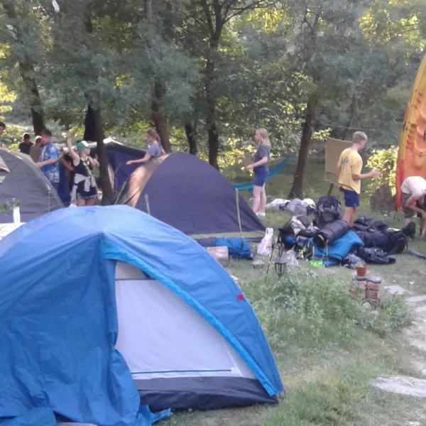 river-camp-matka-salamander-city-skopje-village-shishevo-7ogza