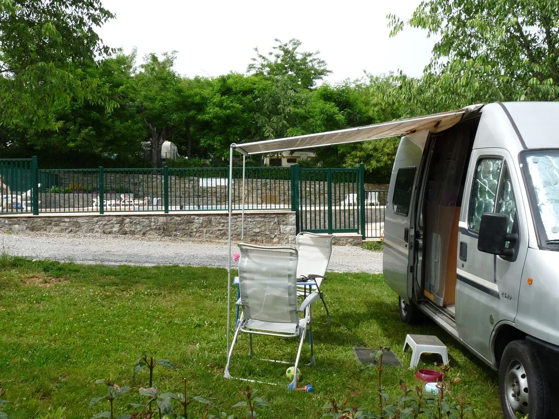 les-chataigniers-laurac-en-vivarais-ardeche-owvti