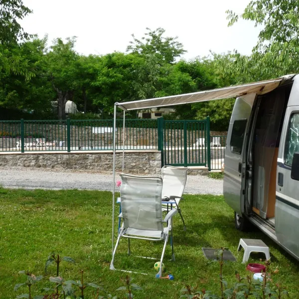 les-chataigniers-laurac-en-vivarais-ardeche-owvti