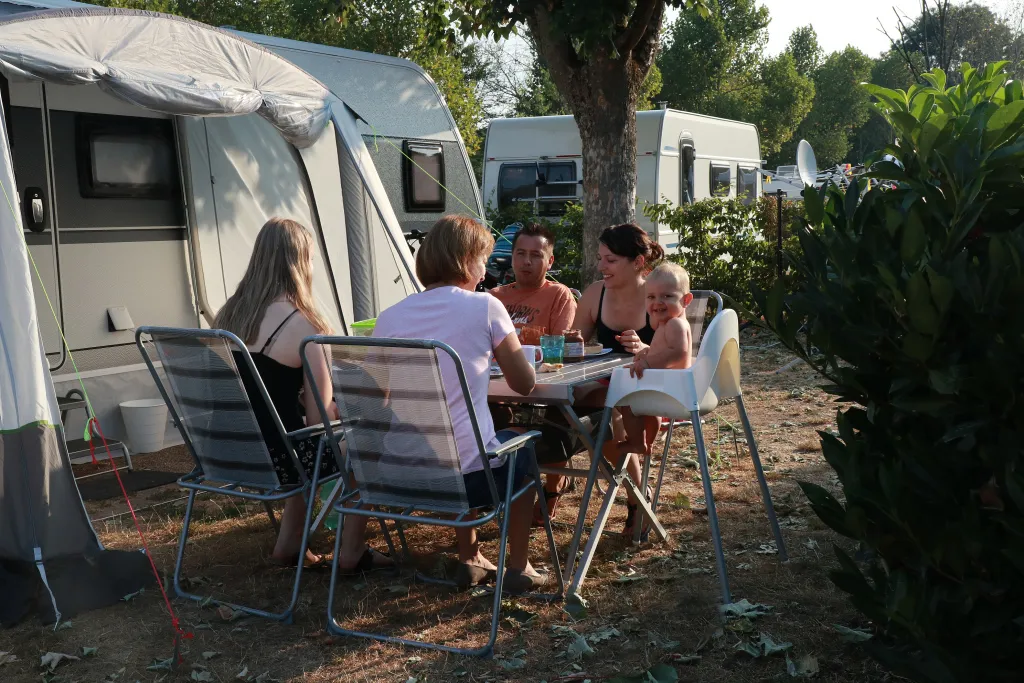 drei-londer-camp-lorrach-1-y3qyu
