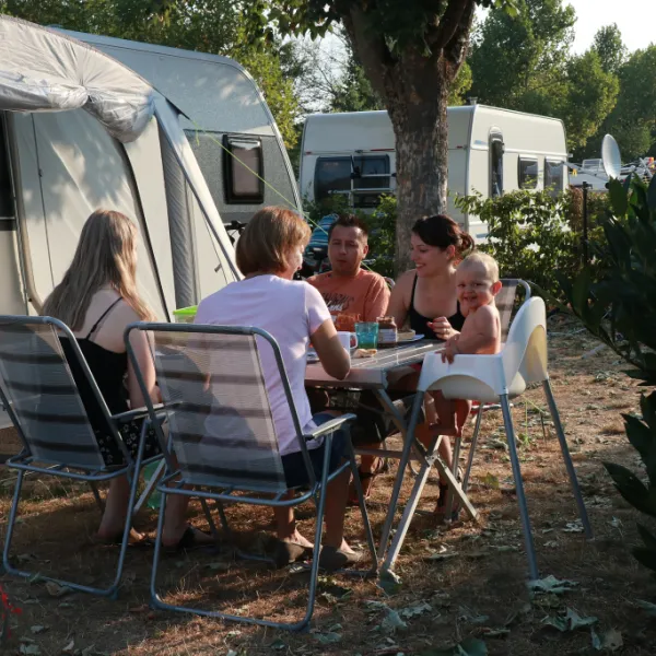 drei-londer-camp-lorrach-1-y3qyu