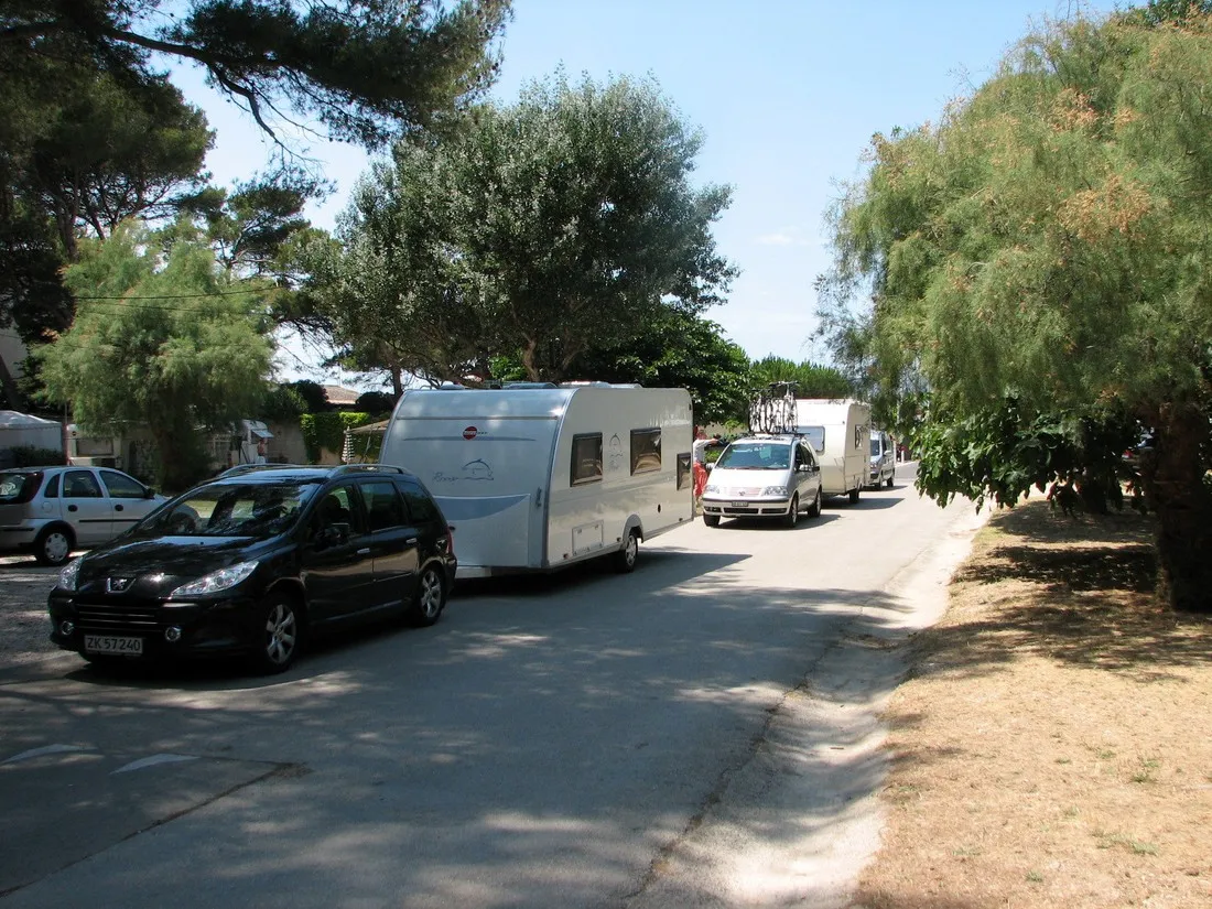 les-baumelles-st-cyr-sur-mer-iqw1q