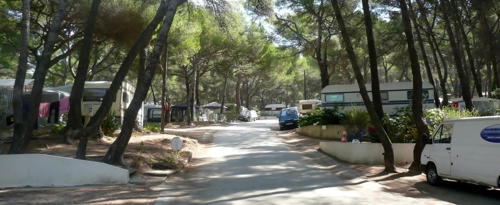 Les Baumelles