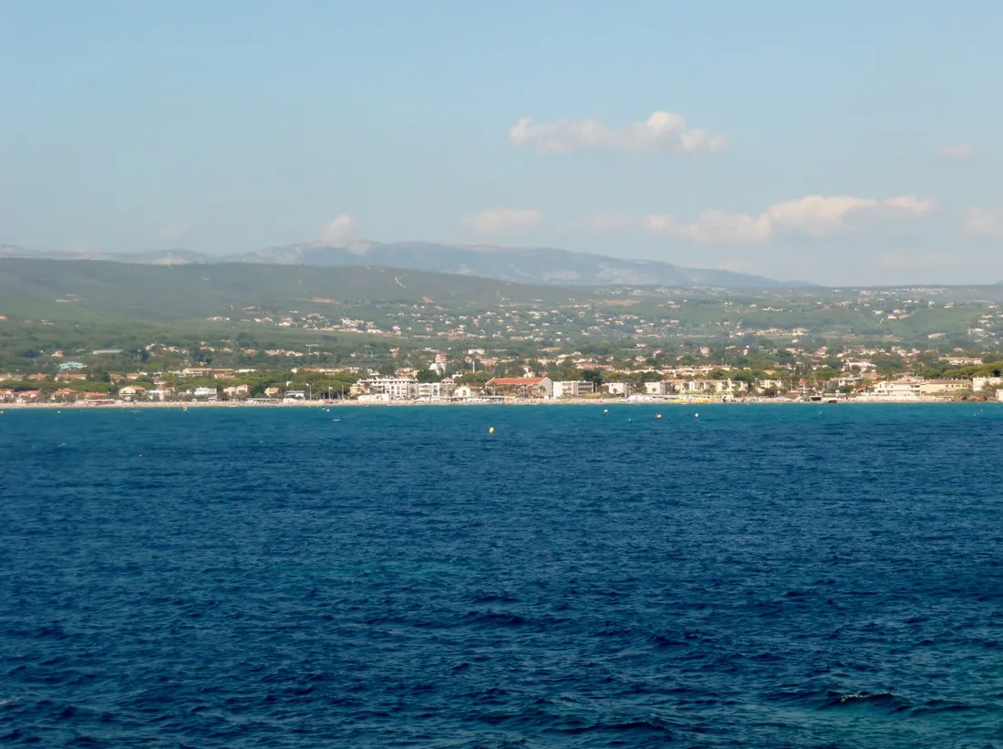 les-baumelles-st-cyr-sur-mer-xqcb5