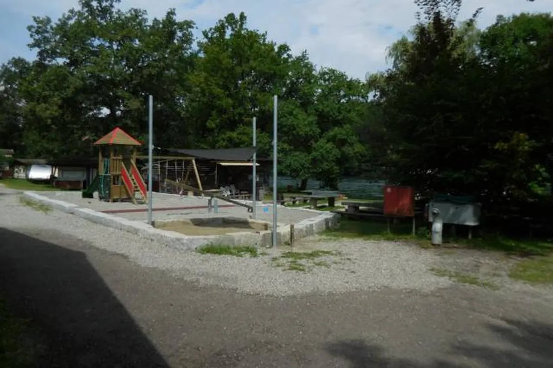 camping-laui-diessenhofen-cegtn
