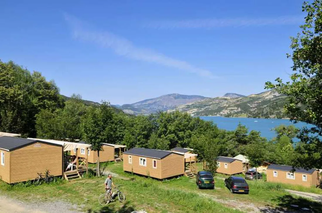 campeacuteole-du-lac-serre-poncon-st-vincent-les-forts-qzemx