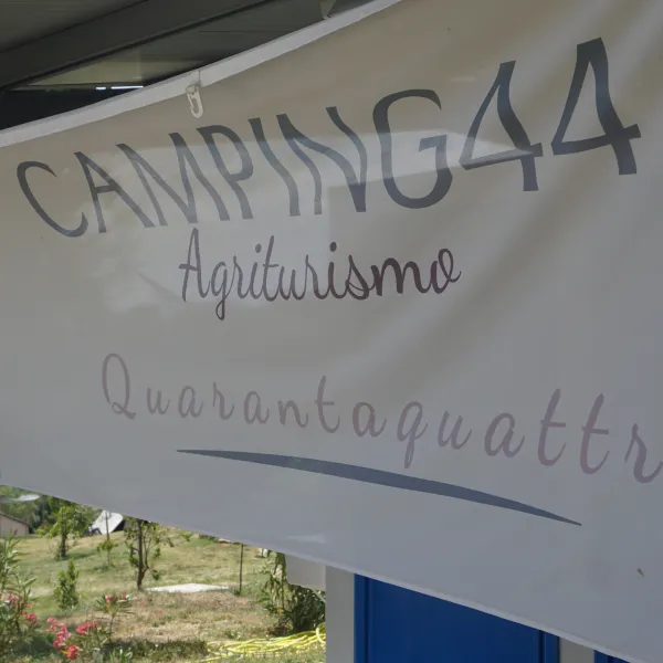 camping44-loro-piceno-vk1dl