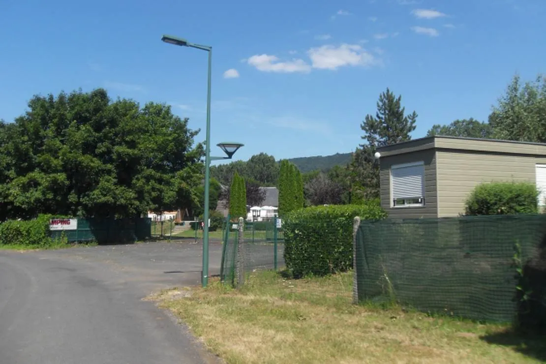 camping-municipal-du-val-de-cere-polminhac-3wcca