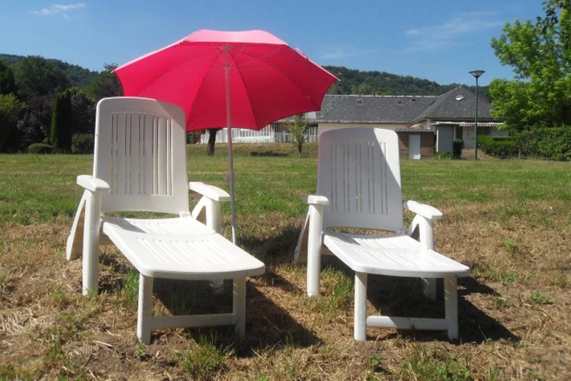 camping-municipal-du-val-de-cere-polminhac-ioutu