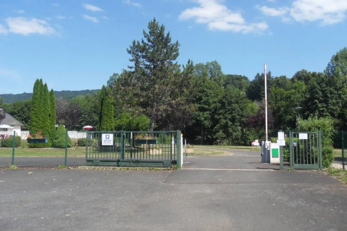 camping-municipal-du-val-de-cere-polminhac-qboqa