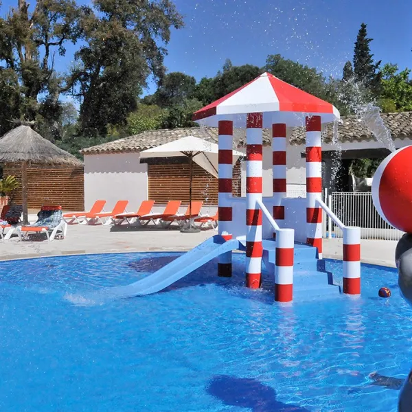 le-domaine-des-naiades-port-grimaud-en-grimaud-eywqw