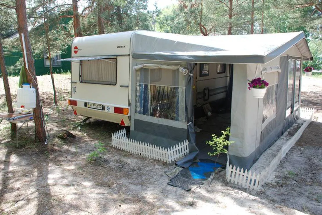 camping-park-ukraine-kiev-vishgorod-g8e9p