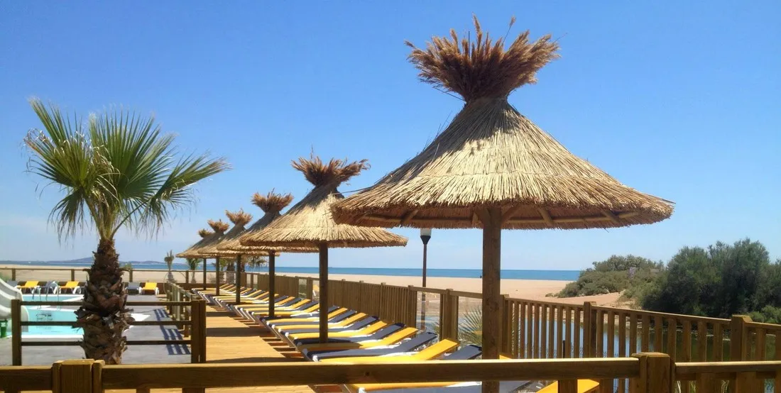 bleu-marine-serignan-plage-hryhq