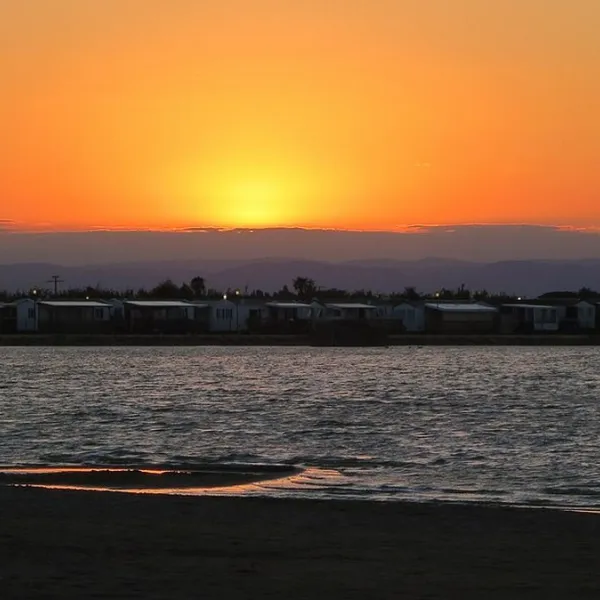 bleu-marine-serignan-plage-ud4qx