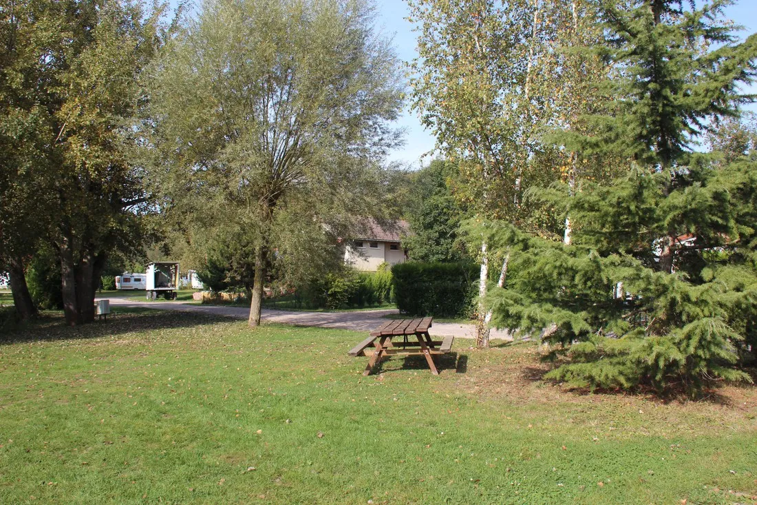 la-noue-des-rois-st-hilaire-sous-romilly-xnp5t