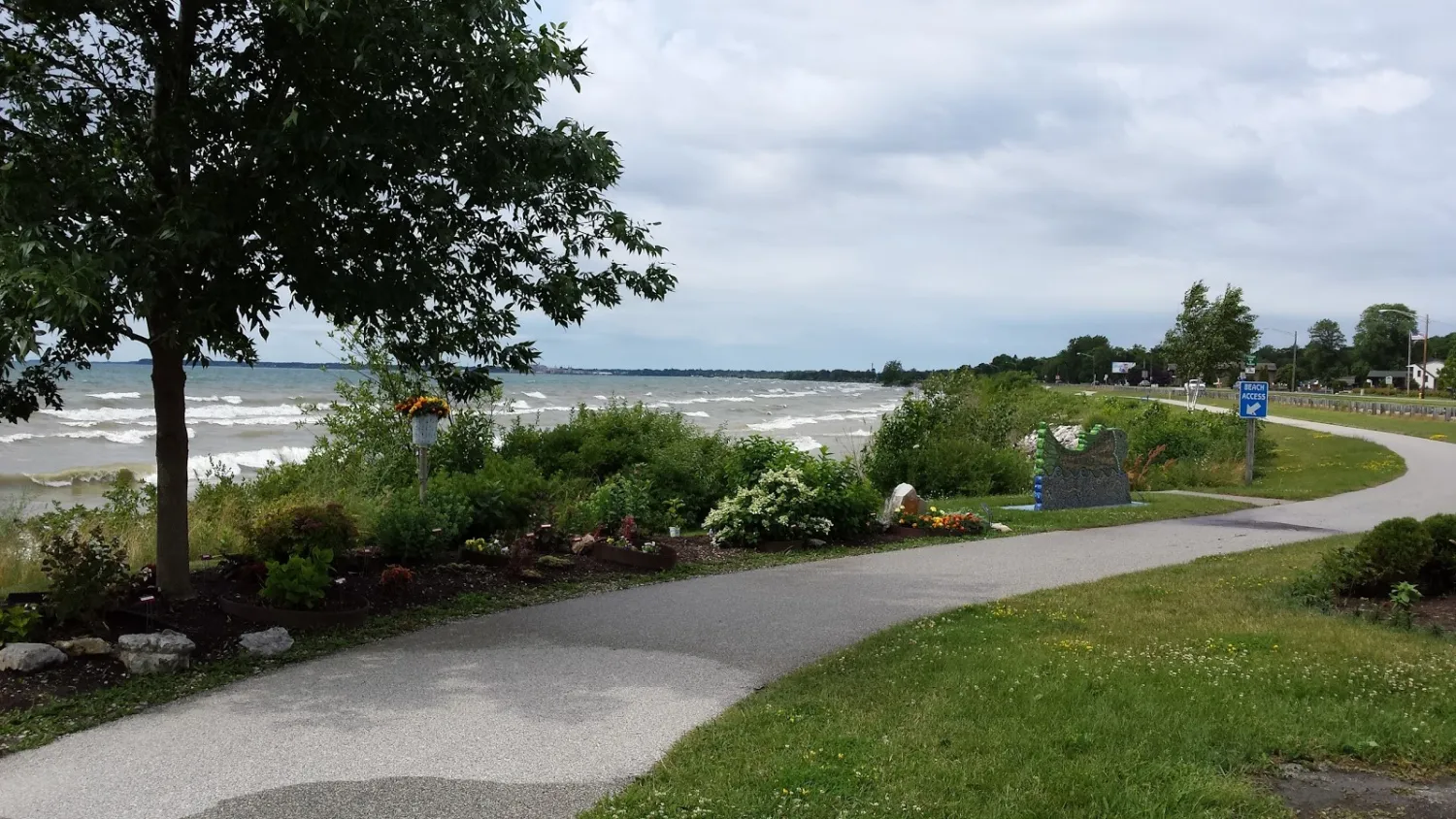 village-inn-on-the-lake-hotel-rv-park-two-rivers-npi9w