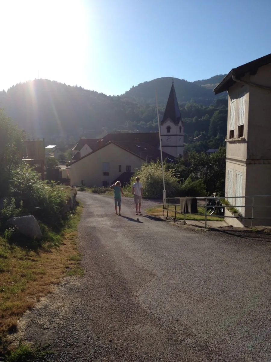 loree-du-bois-le-menil-mfwzd