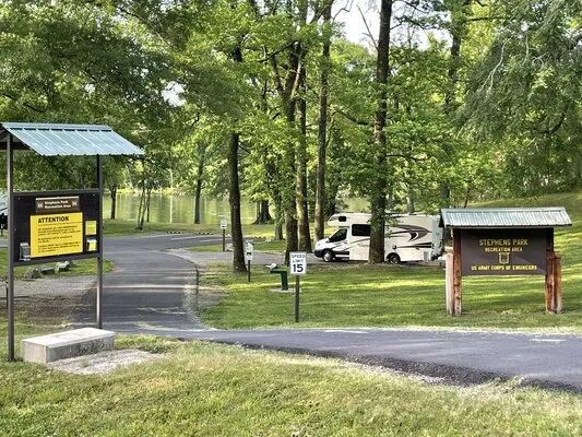 stephens-park-campground-mountain-pine-cc541