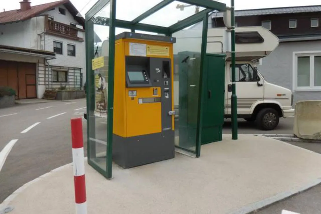 wohnmobilstellplatz-kaiservilla-bad-ischl-5qwlk