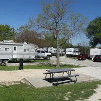 hill-country-cottage-rv-resort-new-braunfels-lwv7x