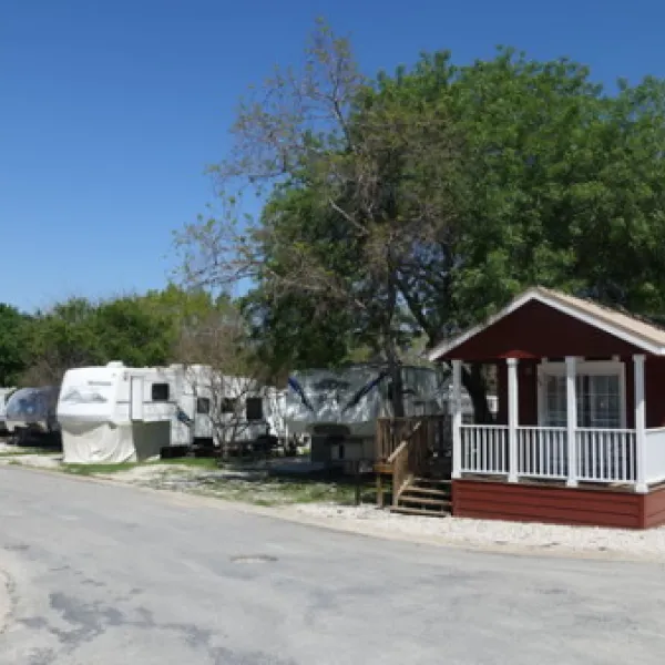 hill-country-cottage-rv-resort-new-braunfels-xgs1k