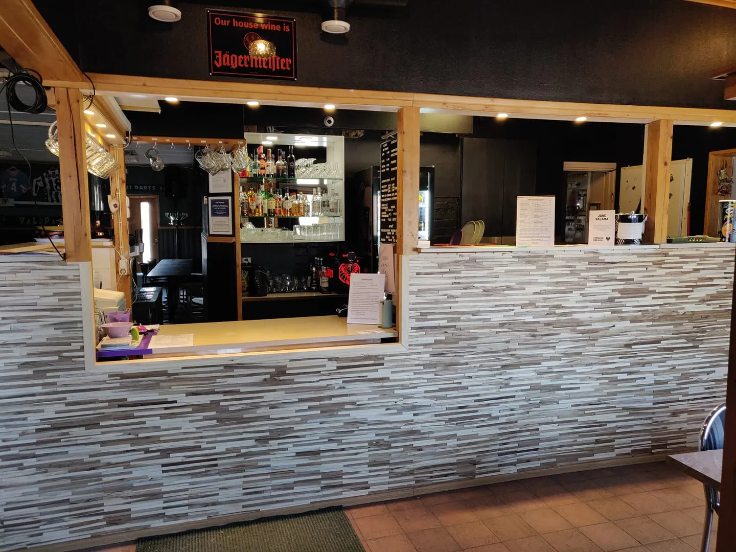 pakki-pub-purola-gxlvl