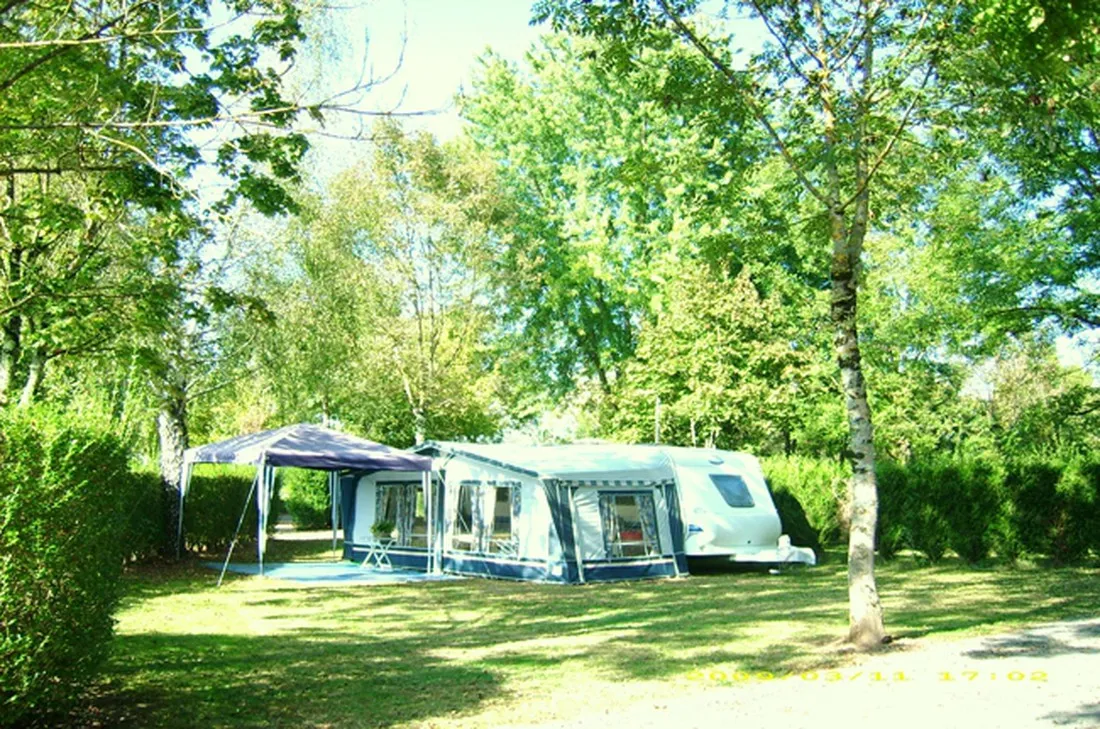 la-salvinie-terrasson-4t09s