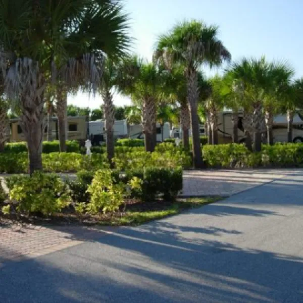 waters-edge-motor-coach-rv-resort-okeechobee-hvncv