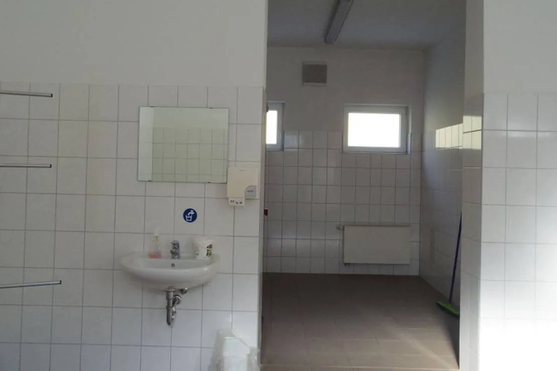 campingplatz-am-waldbad-grillenberg-sangerhausenot-grillenberg-hzleh