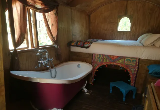 gypsy-wagons-clarens-0lmxs