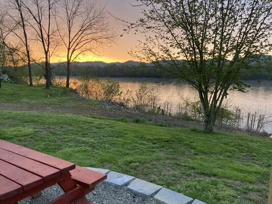sandy-springs-campground-stout-y5g8n