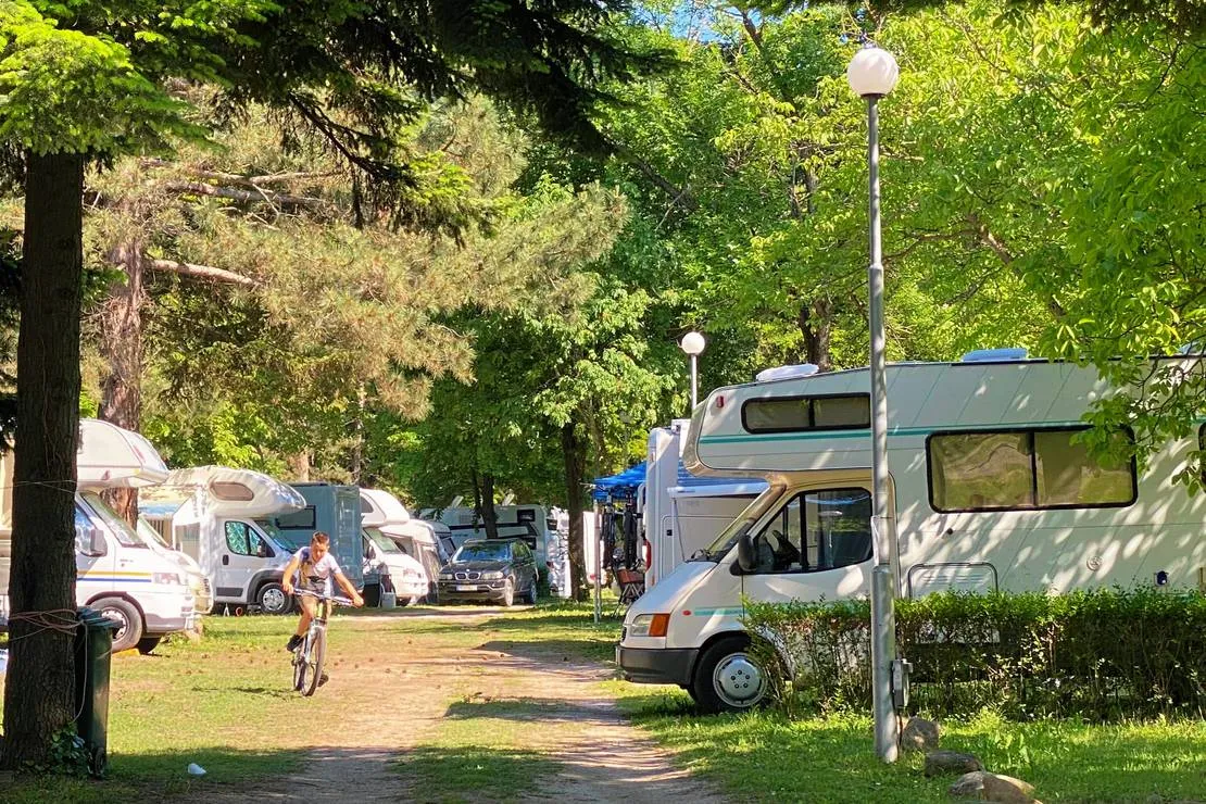 campsite-kapinovski-monastery-velchevo-7xh7t