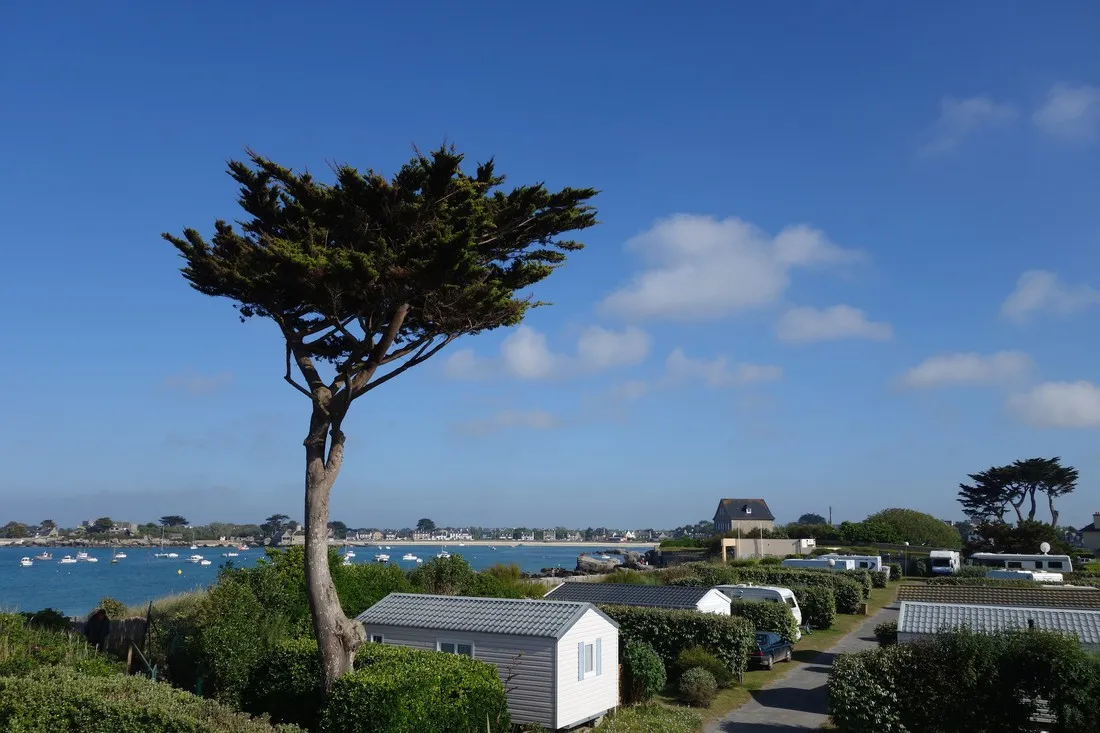 la-cote-des-leacutegendes-brignogan-plages-ivt3j