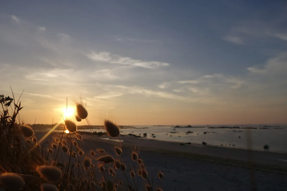 la-cote-des-leacutegendes-brignogan-plages-vuldq