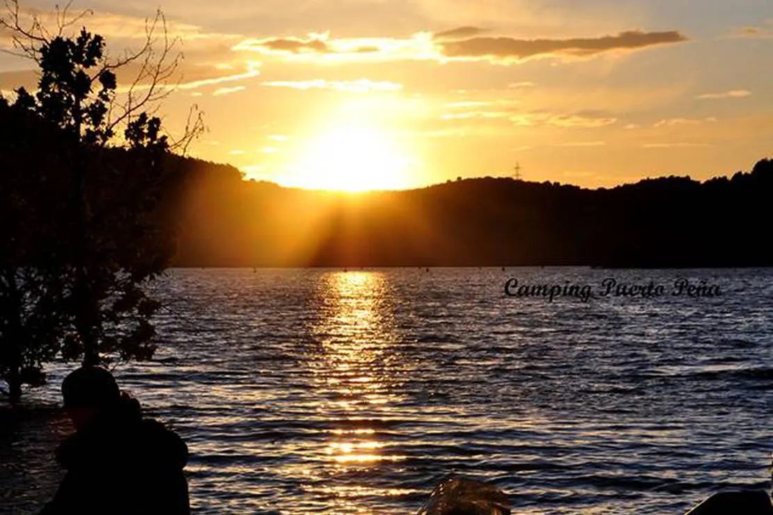 camping-puerto-pena-talarrubias-gy26w