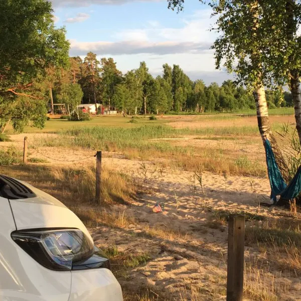 flatenbadets-stugor-camping-hillerstorp-jnanq