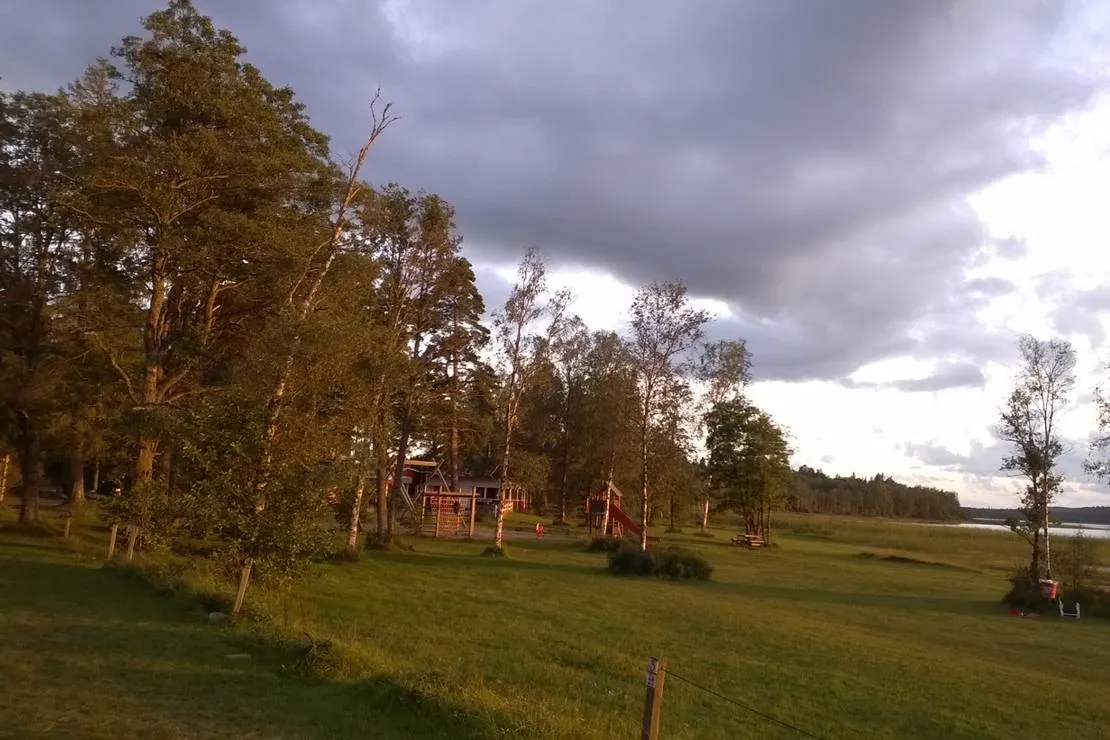 flatenbadets-stugor-camping-hillerstorp-kuy2g