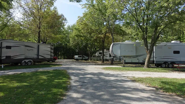 trailside-rv-park-store-grain-valley-r8inp